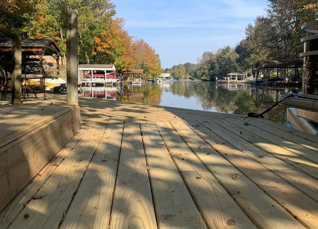 Property at 10 Bow Dr, Jackson Twp, OH 45171