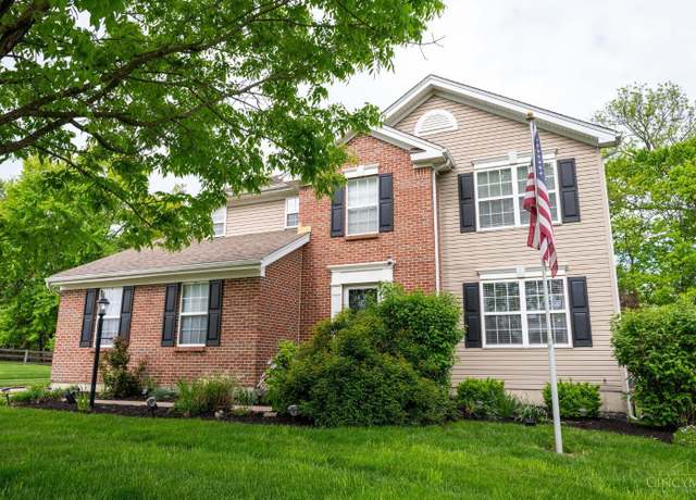 Property at 748 Village Green Pkwy, Hamilton Twp, OH 45039, 4 beds, 2.5 baths
