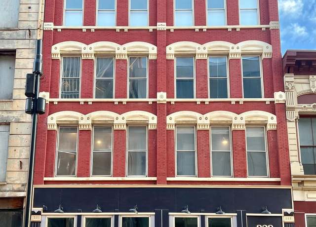 Property at 323 W Fifth St Unit 2E, Cincinnati, OH 45202, 2 beds, 2 baths
