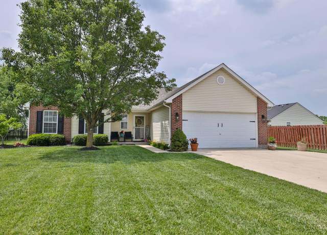 Property at 11 Green Meadow Ct, Franklin, OH 45005, 3 beds, 2 baths