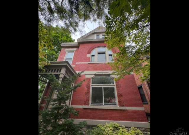 Property at 1813 Chase Ave, Cincinnati, OH 45223, 5 beds, 2 baths