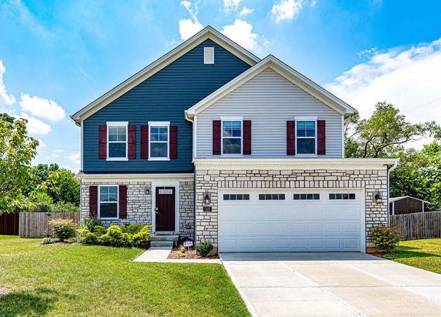Property at 1221 Waterbury Dr, Carlisle, OH 45005, 4 beds, 3.5 baths