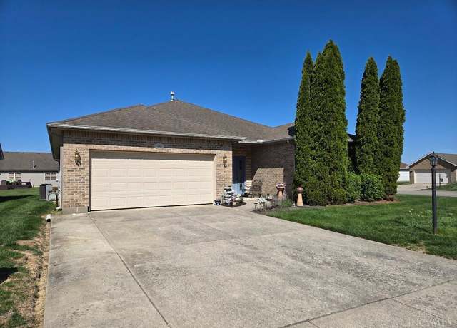 Property at 585 Silverado Dr, Wilmington, OH 45177, 3 beds, 2 baths