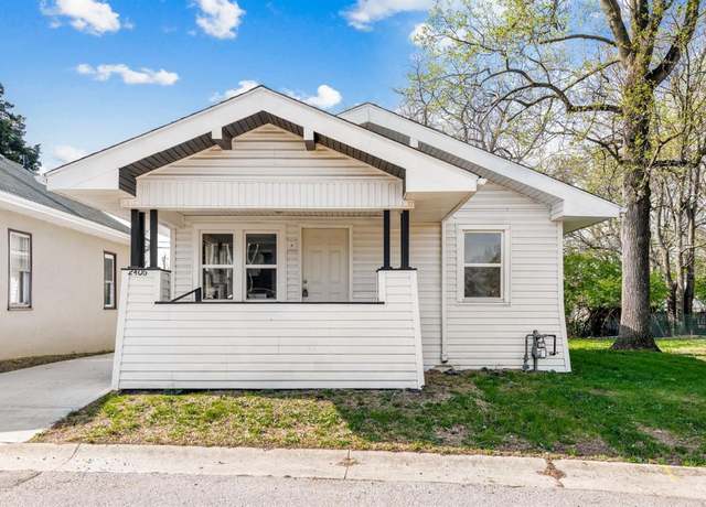 Property at 2406 Easton Ave, Middletown, OH 45044, 2 beds, 1 bath