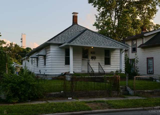 Property at 1708 Lawn Ave, Middletown, OH 45044, 2 beds, 1 bath