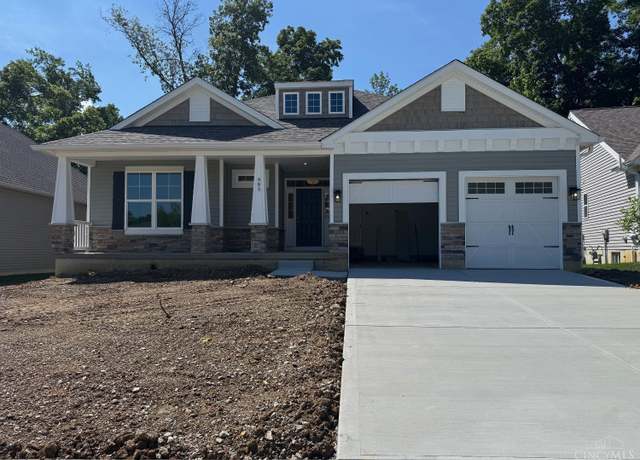 Property at 985 Crestpoint Ct, Union Twp, OH 45245, 3 beds, 2.5 baths