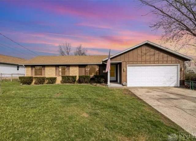 Property at 1728 S Maple Ave, Fairborn, OH 45324, 3 beds, 1.5 baths