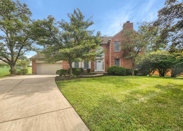 Property at 6 Clarke Ct, Glendale, OH 45246, 4 beds, 3 baths