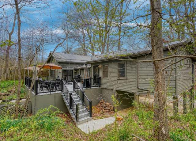 Property at 7724 Cave Rd, Paint Twp, OH 45612, 3 beds, 2.5 baths
