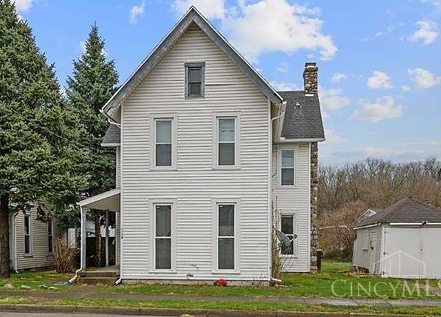 Property at 128 N River St, Franklin, OH 45005, 4 beds, 2 baths