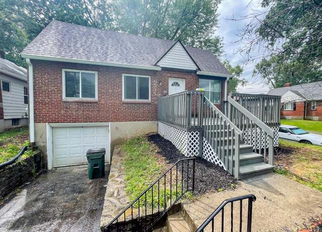 Property at 6535 Highland Ave, Silverton, OH 45236, 4 beds, 2 baths