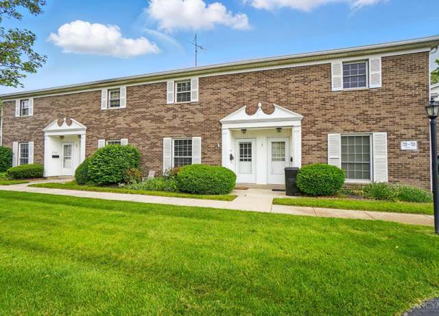 Property at 729 Clareridge Ln, Centerville, OH 45458, 2 beds, 1.5 baths
