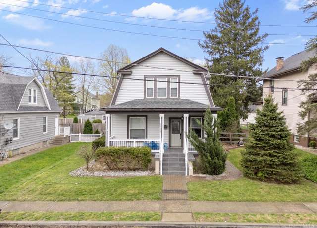 Property at 11160 Oak St, Sharonville, OH 45241, 3 beds, 2 baths