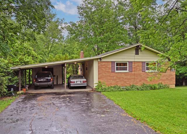Property at 912 Meadow Ridge Dr, Union Twp, OH 45245, 2 beds, 1.5 baths
