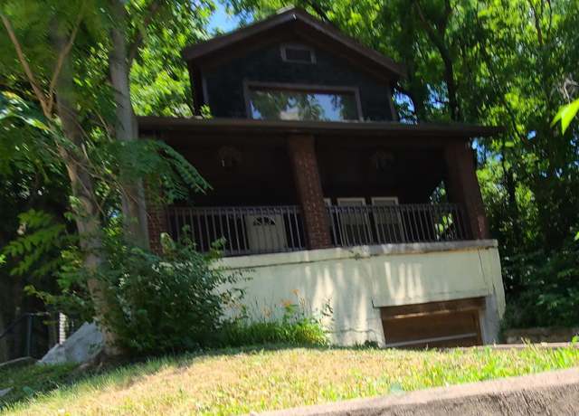 Property at 2506 Warsaw Ave, Cincinnati, OH 45204, 2 beds, 1.5 baths