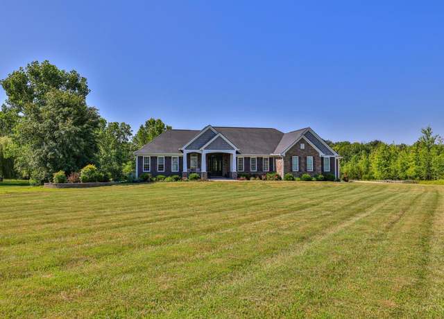 Property at 7948 Red Fox Trl, Hamilton Twp, OH 45152, 4 beds, 4.5 baths