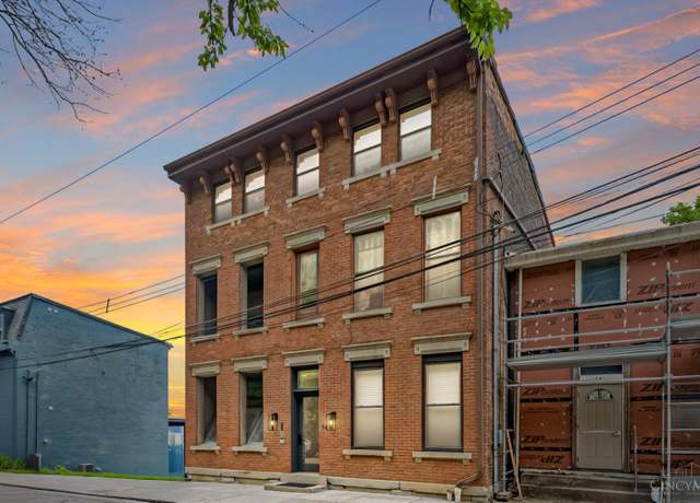 Property at 143 Goethe St Unit 4D, Cincinnati, OH 45202, 2 beds, 1 bath