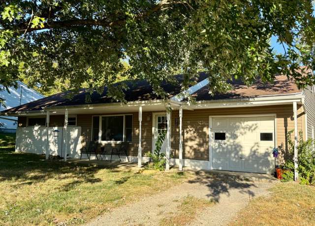 Property at 226 Woodland Dr, Hillsboro, OH 45133, 3 beds, 1 bath