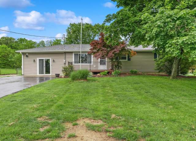 Property at 700 W Taylor School Rd, Hamilton, OH 45013, 3 beds, 1.5 baths