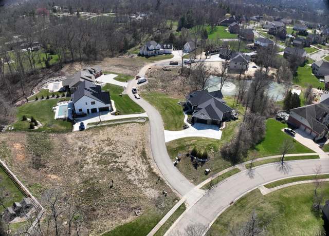 Property at 6044 Eden Roc Pl, Green Twp, OH 45247