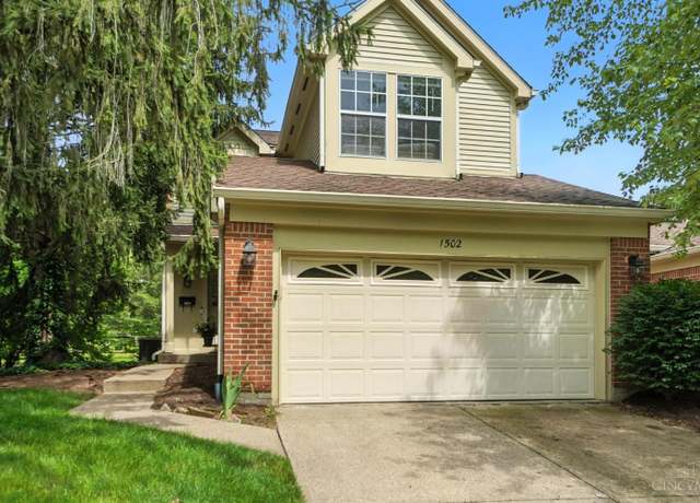 Property at 1502 Cohasset Dr, Anderson Twp, OH 45255, 2 beds, 2.5 baths