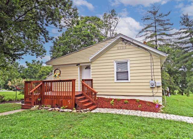 Property at 10029 Fairview Ave, West Chester, OH 45241, 2 beds, 2 baths