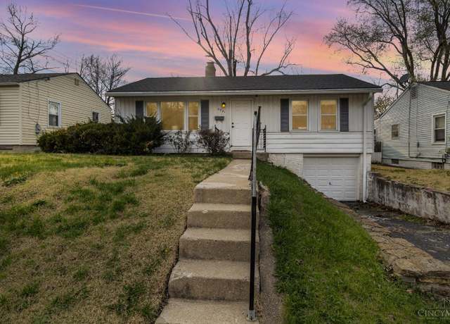 Property at 6381 Ridgefield Dr, Springfield Twp., OH 45224, 2 beds, 1 bath