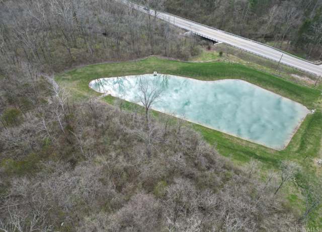 Property at 7498 Majestic Trl, Clearcreek Twp., OH 45066