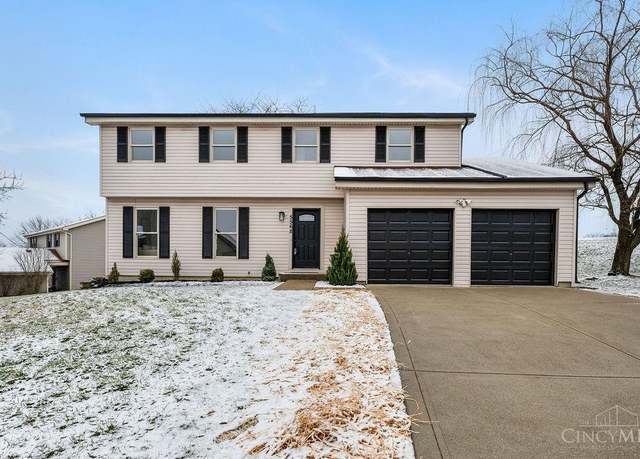 Property at 5568 Pine Needle Ct, West Chester, OH 45069, 4 beds, 2.5 baths