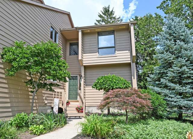 Property at 40 Carpenters Rdg, Blue Ash, OH 45241, 3 beds, 3 baths