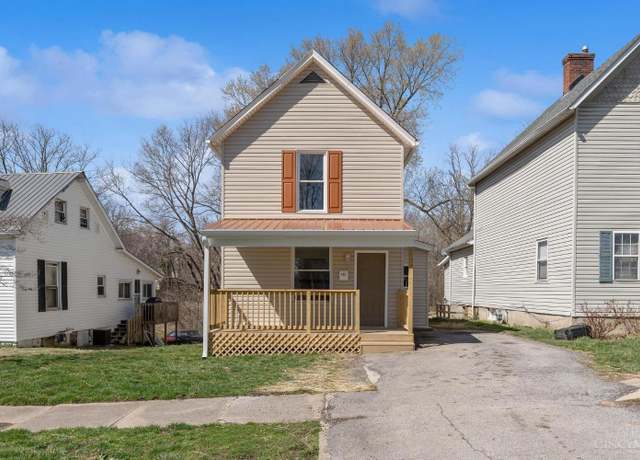 Property at 435 S High St, Hillsboro, OH 45133, 3 beds, 2 baths