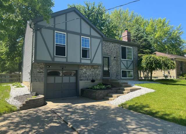 Property at 7973 Autumnwind Dr, Sycamore Twp, OH 45249, 3 beds, 2 baths
