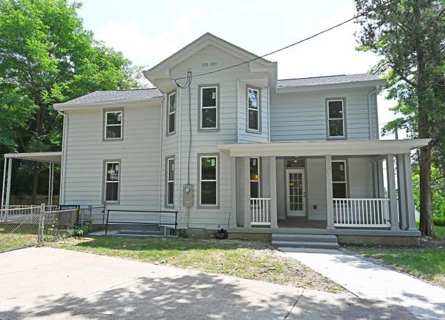 Property at 222 Millikin St, Hamilton, OH 45013, 3 beds, 2.5 baths