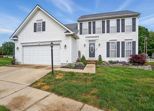 Property at 260 Holly Dr, Franklin, OH 45005, 3 beds, 3.5 baths