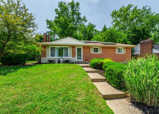 Property at 2193 Carlsbory Dr, Springfield Twp., OH 45231, 3 beds, 2 baths