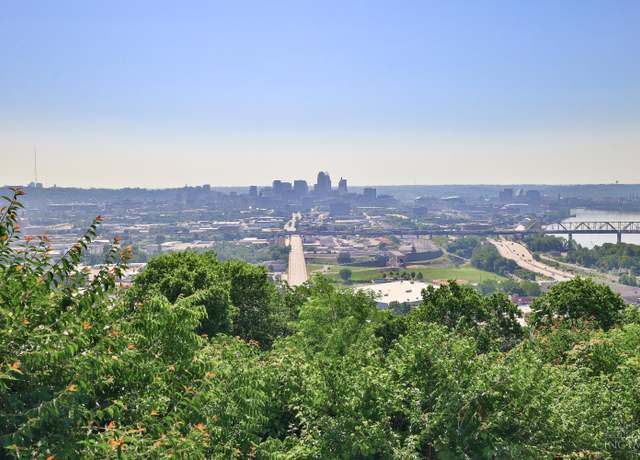 Property at 824 Matson Pl, Cincinnati, OH 45204