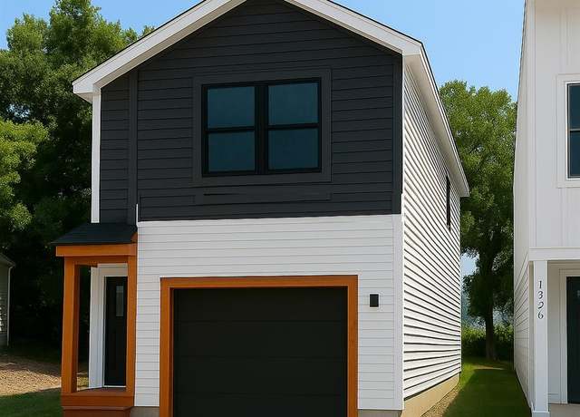 Property at 5328 Lester Rd, Cincinnati, OH 45213, 3 beds, 2.5 baths