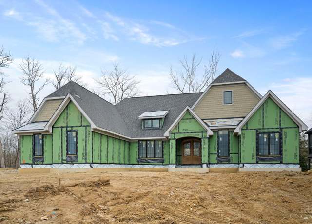 Property at 18 Chimney Ridge Dr, Loveland, OH 45140, 4 beds, 4.5 baths