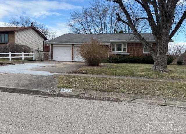Property at 1043 Maiden Pl, Jefferson Twp, OH 45417, 3 beds, 1.5 baths