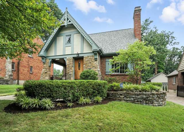 Property at 3811 Drakewood Dr, Cincinnati, OH 45208, 3 beds, 2.5 baths