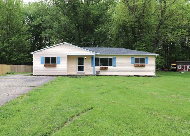 Property at 1369 Lela Ln, Miami Twp, OH 45150, 4 beds, 1 bath