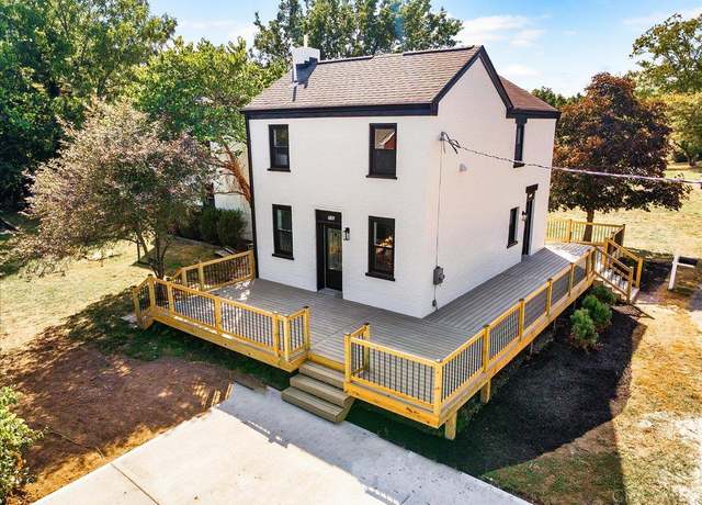 Property at 6809 Jefferson St, Newtown, OH 45244, 4 beds, 2.5 baths