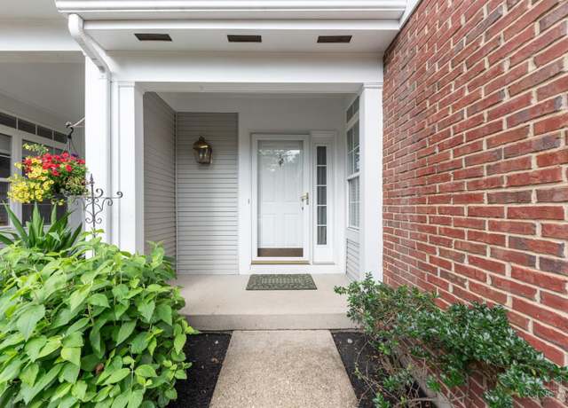 Property at 1045 Wittshire, Anderson Twp, OH 45255, 2 beds, 3 baths