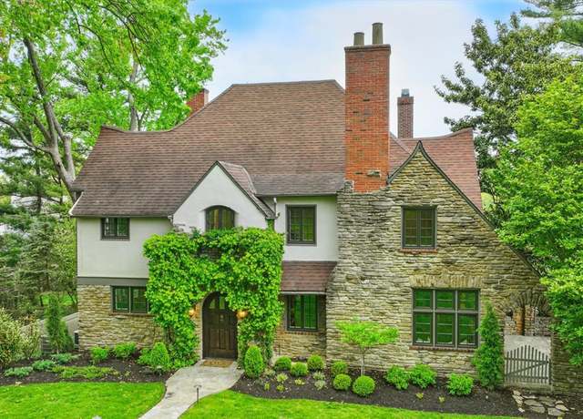 Property at 3547 Raymar Blvd, Cincinnati, OH 45208, 5 beds, 4 baths
