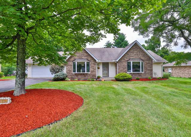 Property at 718 Greentree Rd, Lawrenceburg, IN 47025, 3 beds, 2 baths