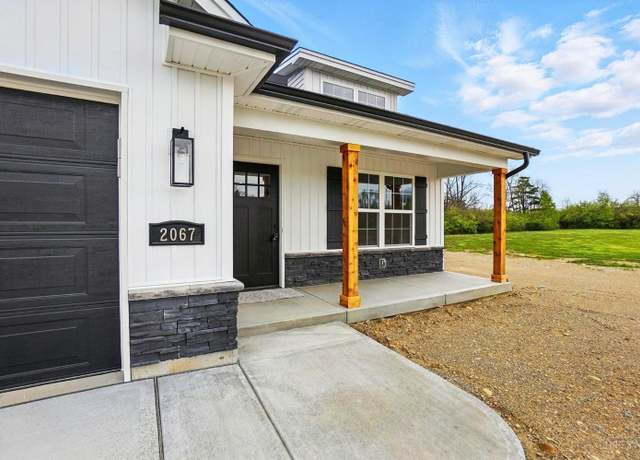 Property at 2067 Pine Forest Dr, Miamisburg, OH 45342, 3 beds, 2 baths
