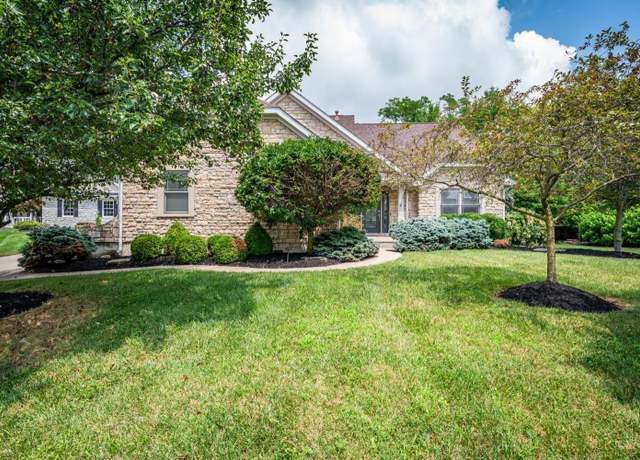 Property at 135 S Pond Ct, Springboro, OH 45066, 3 beds, 3 baths