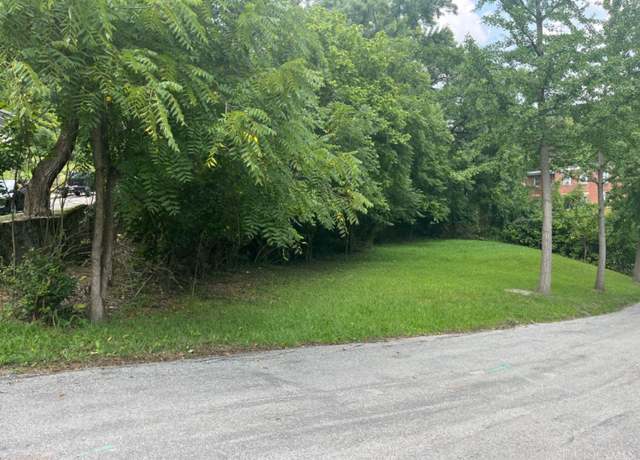 Property at 1924 Arthur Pl, Cincinnati, OH 45205