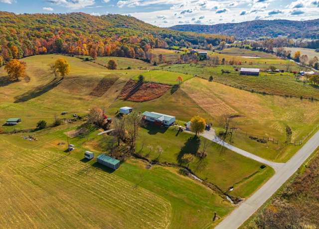 Property at 1068 White Oak Rd, Blue Creek, OH 45616, 3 beds, 2 baths