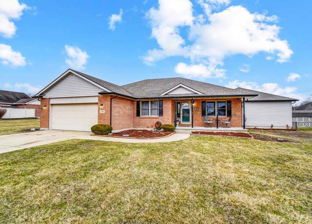 Property at 120 Cousins Dr, Carlisle, OH 45005, 4 beds, 3 baths